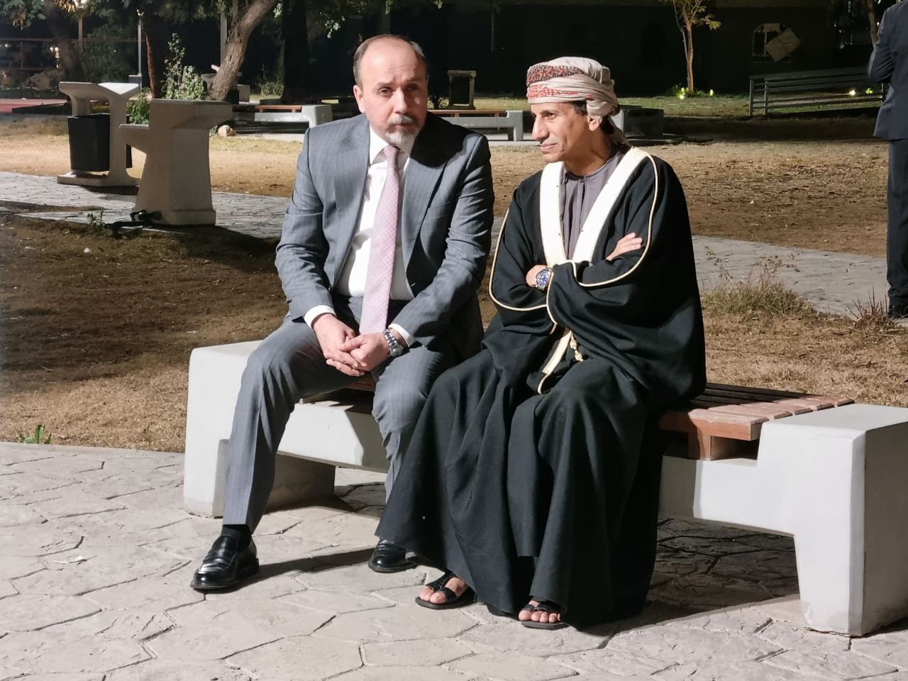 امين بغداد يرافق ممثل الامم المتحدة للاطلاع على مراحل الاعمار والتطور الذي شهدته مدينة بغداد.