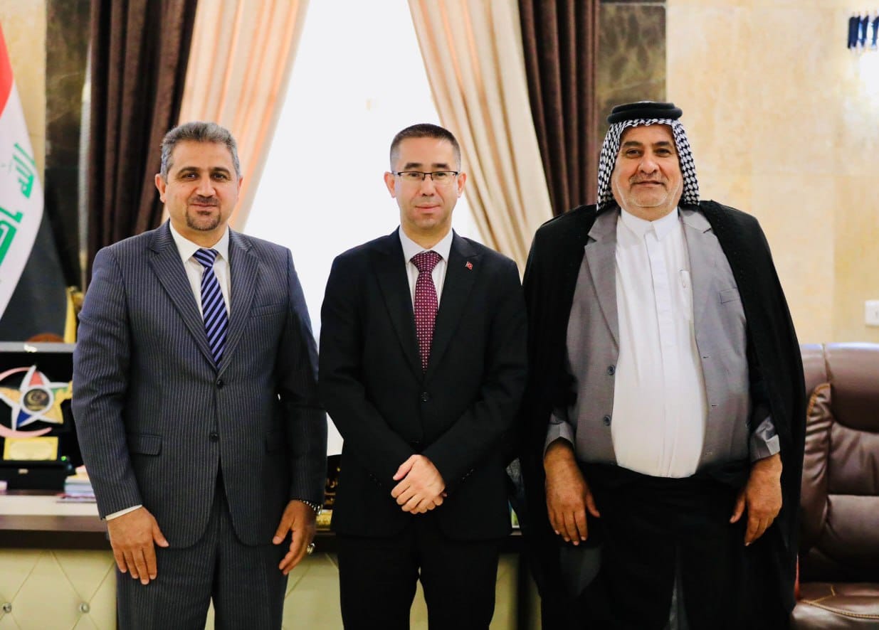 رئيس الجمعيات الفلاحية في كربلاء يلتقي القنصل العام للجمهورية التركية بحضور قائمّقام قضاء الحر